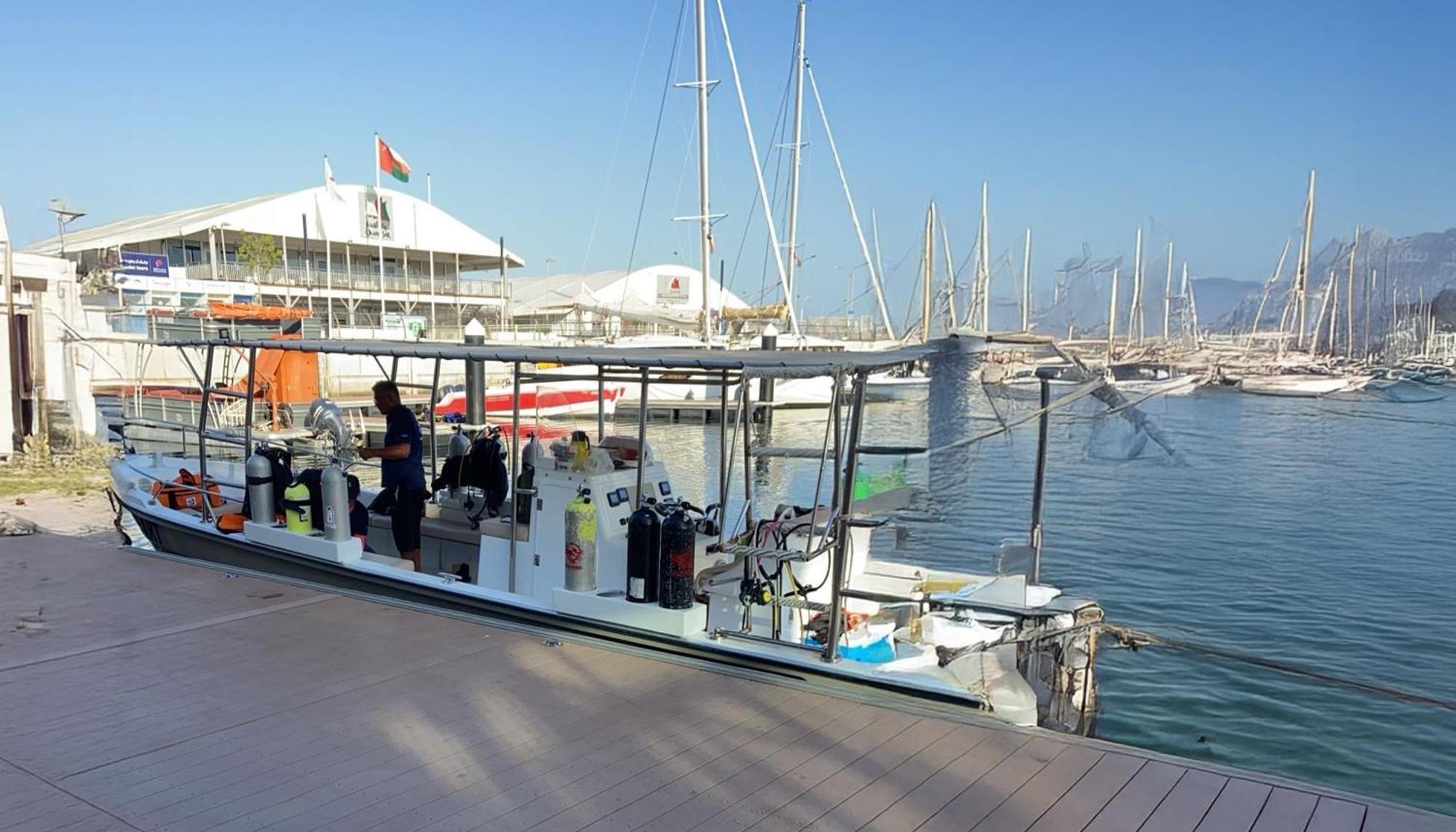 Bateau-hôtel Dive Art Oman Mascate
