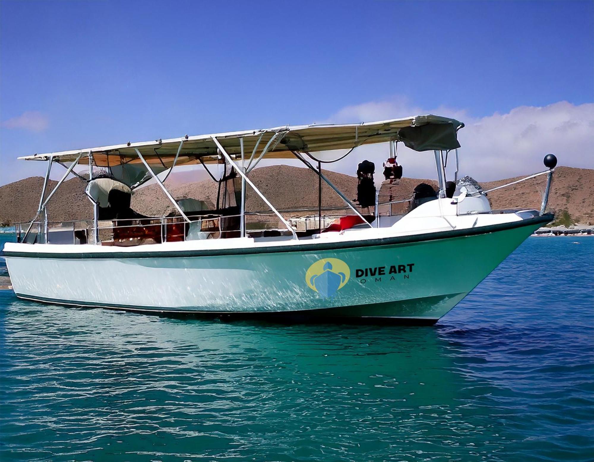 Dive Art Oman Bateau-hôtel *